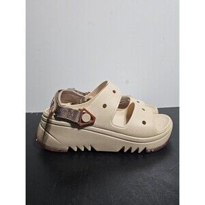 New Crocs Classic Hiker Xscape Sandals vanilla Men's 8 Women's 10